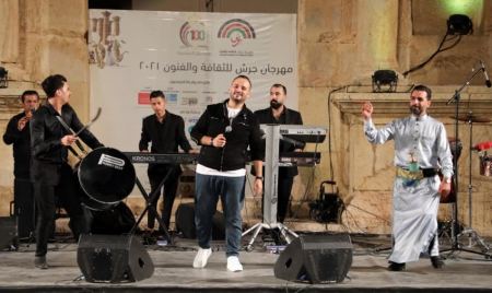 ما هو الرهان الذي أطلقه الفنان عيسى السقار قبل حفله في "مهرجان جرش"؟